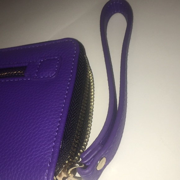 SOLD: Avon Deep Purple Wristlet w/ Gold Butterfly Emblem - Picture 9 of 11